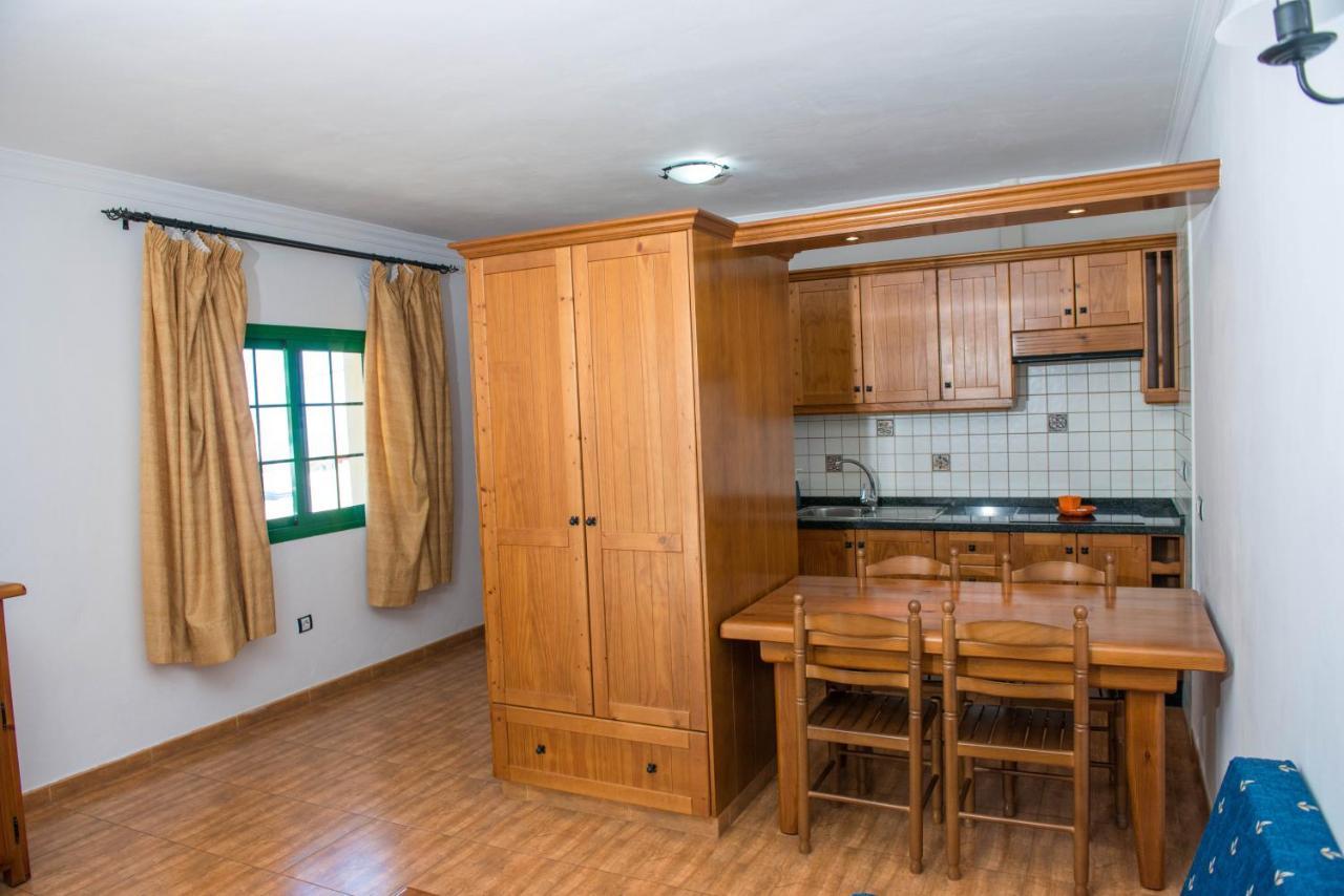 Apartamentos La Palmera فرونتيرا المظهر الخارجي الصورة