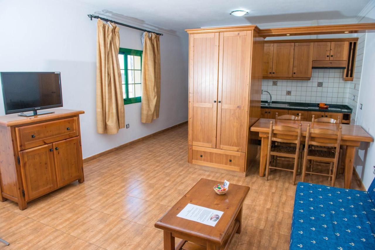 Apartamentos La Palmera فرونتيرا المظهر الخارجي الصورة